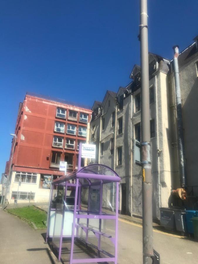 Prime Location Rooms In High Street フォート・ウィリアム エクステリア 写真